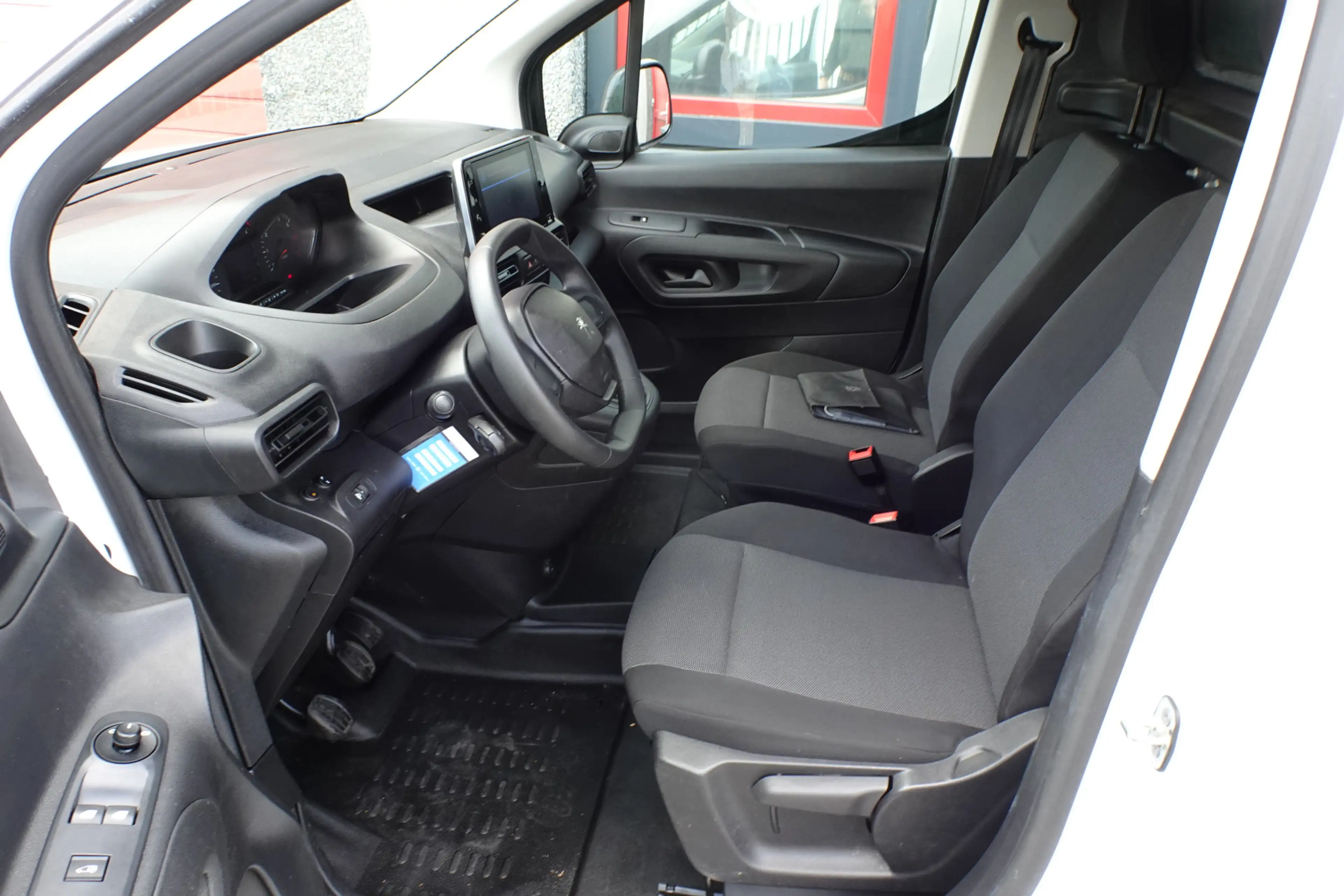 Peugeot Partner 1.5 BlueHDI Premium airco camera cruis trekhaak — photo 11