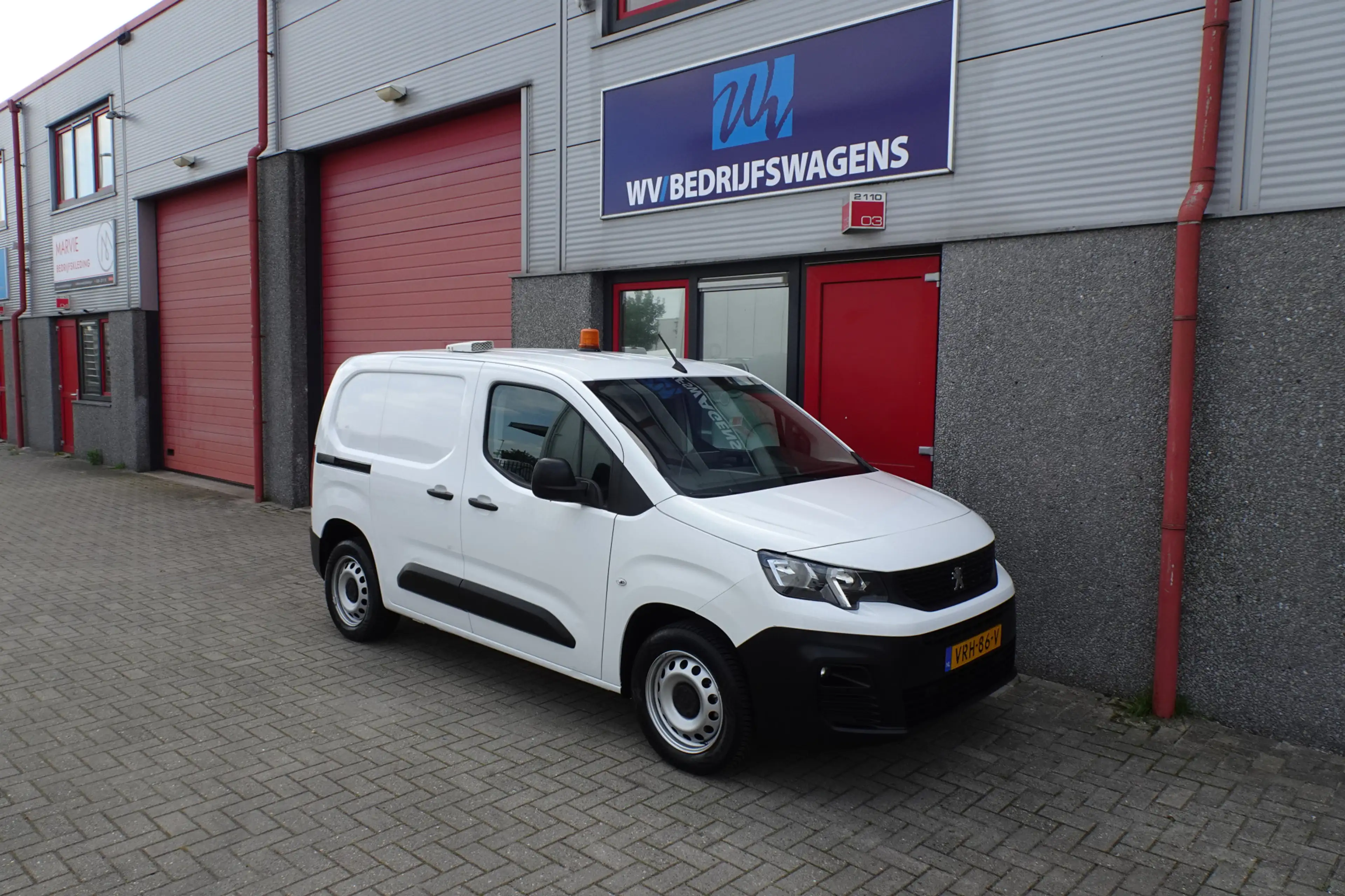 Peugeot Partner 1.5 BlueHDI Premium airco camera cruis trekhaak — photo 4