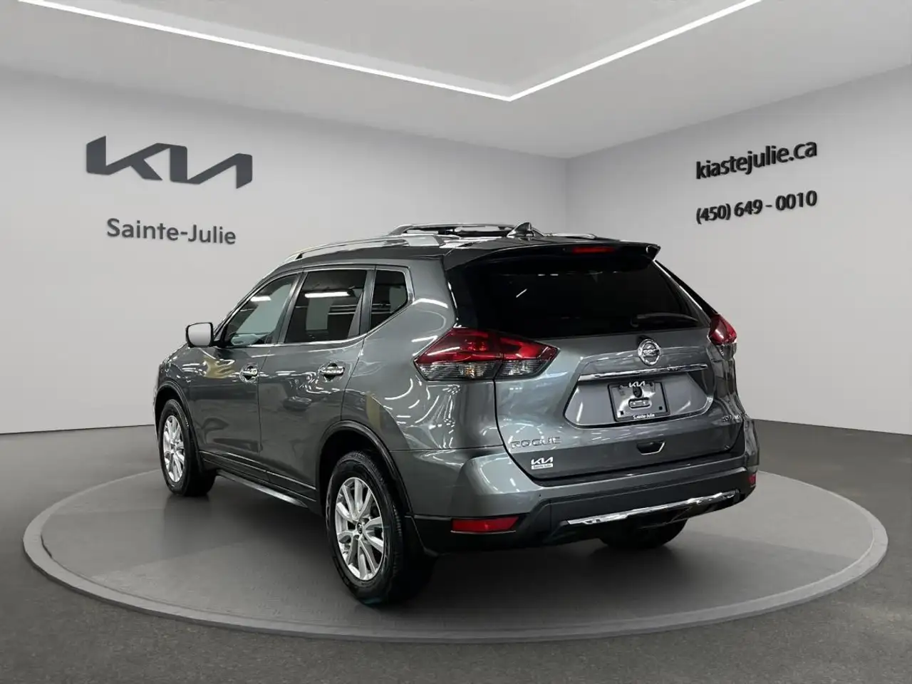 Nissan Rogue снимка Nissan Rogue