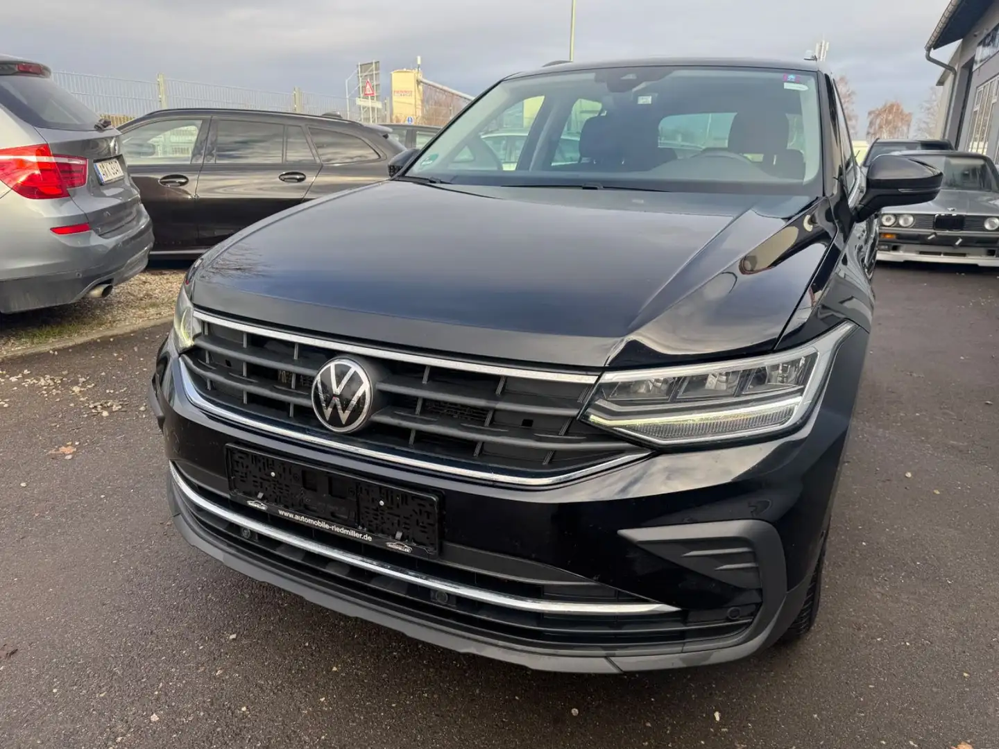 Volkswagen Tiguan Life 4Motion SR+WR Kamera Schwarz - 2
