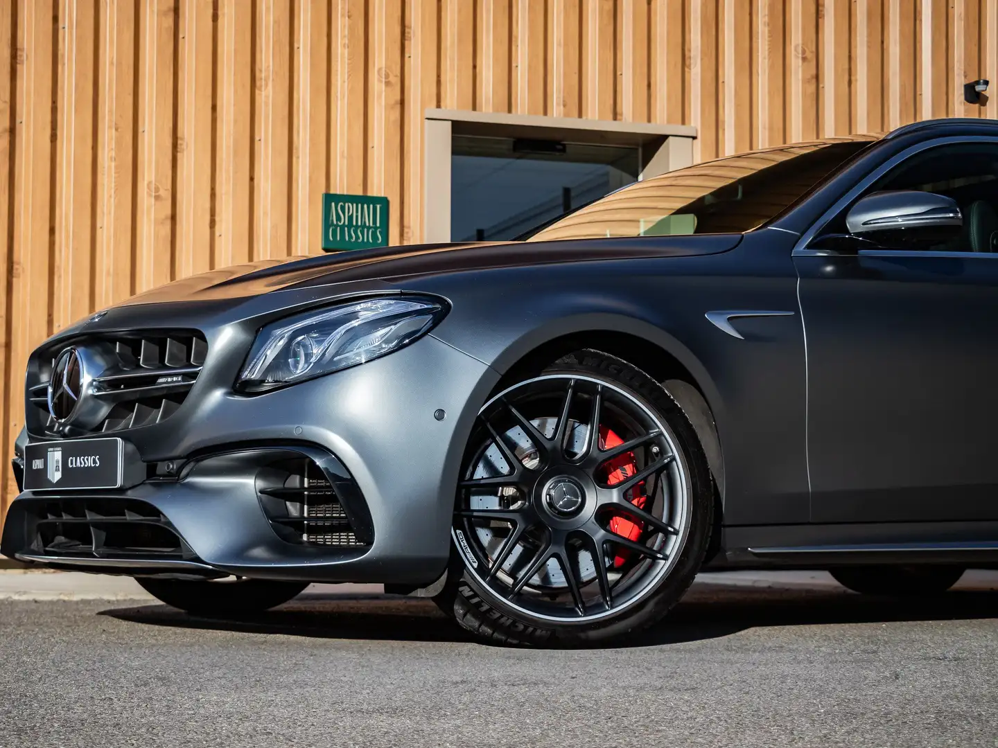 Mercedes-Benz E 63 AMG S Break Gris - 2