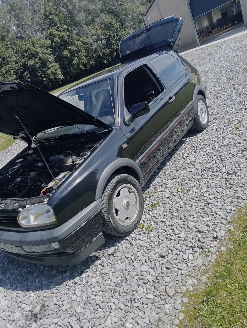 Volkswagen Golf 1.9 Turbo CL - 2