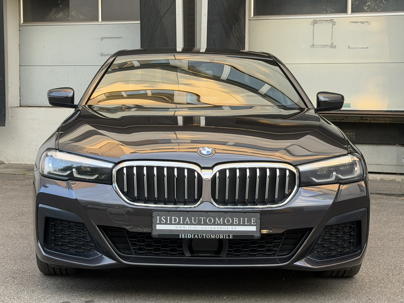 BMW 530 D M-Sport LED ACC LiveCockpit Rü-Kamera AHK — photo 10