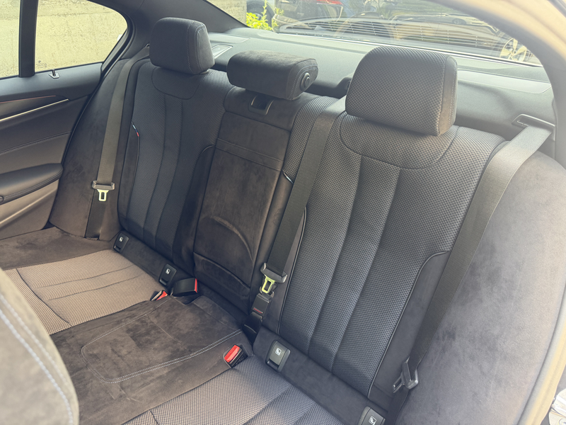 BMW 530 D M-Sport LED ACC LiveCockpit Rü-Kamera AHK — photo 15
