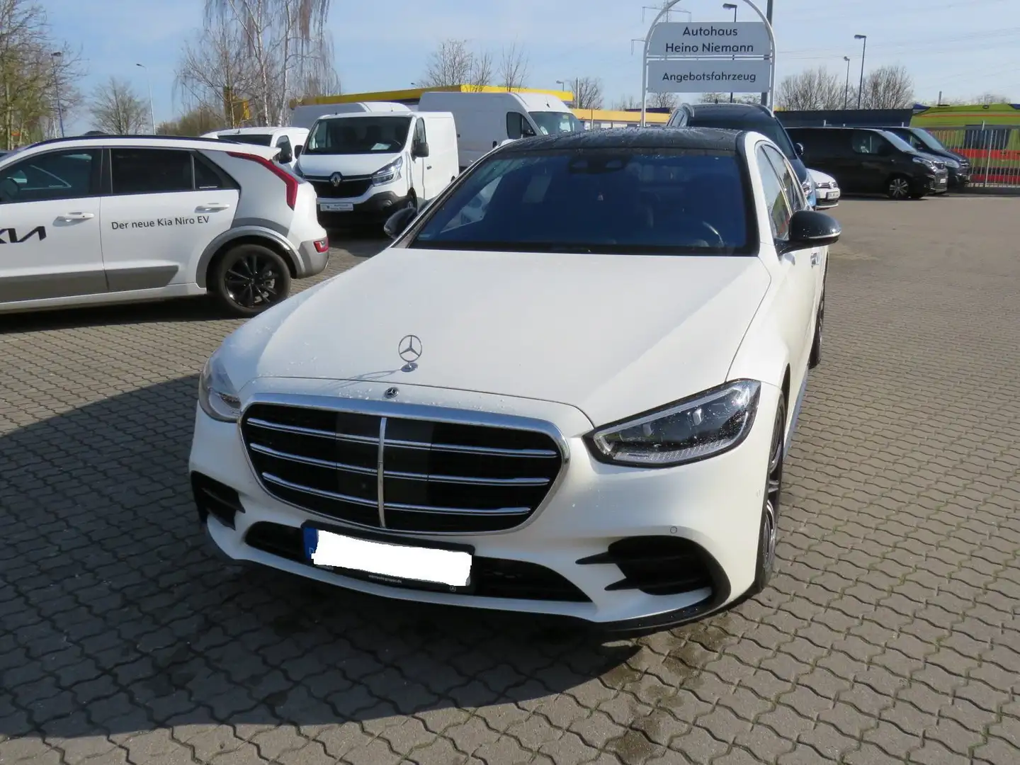 Mercedes-Benz S 580 S 580 AMG Line lang 4Matic *Chauffeur-u. Exclusiv* Weiß - 2