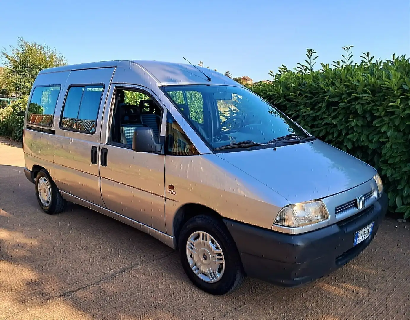Fiat Doblo Scudo 1.9 TETTO ALTO TRASPORTO DISABILI Silber - 1