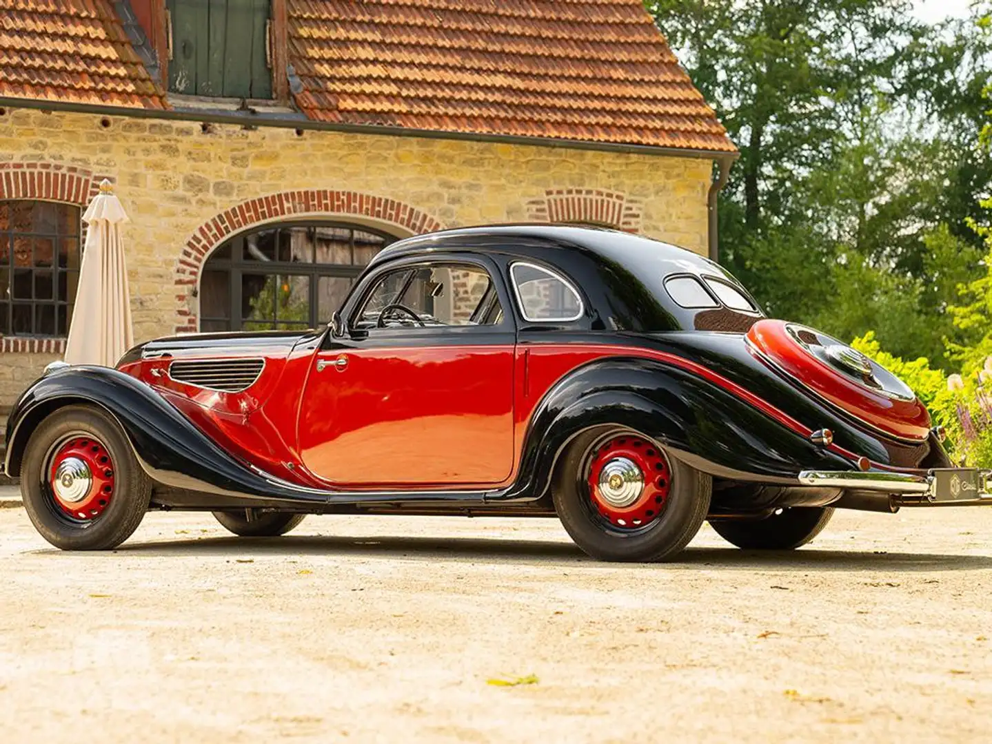 BMW 327 Coupe Чёрный - 2