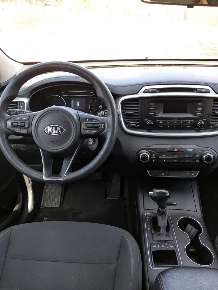 Kia Sorento снимка Kia Sorento