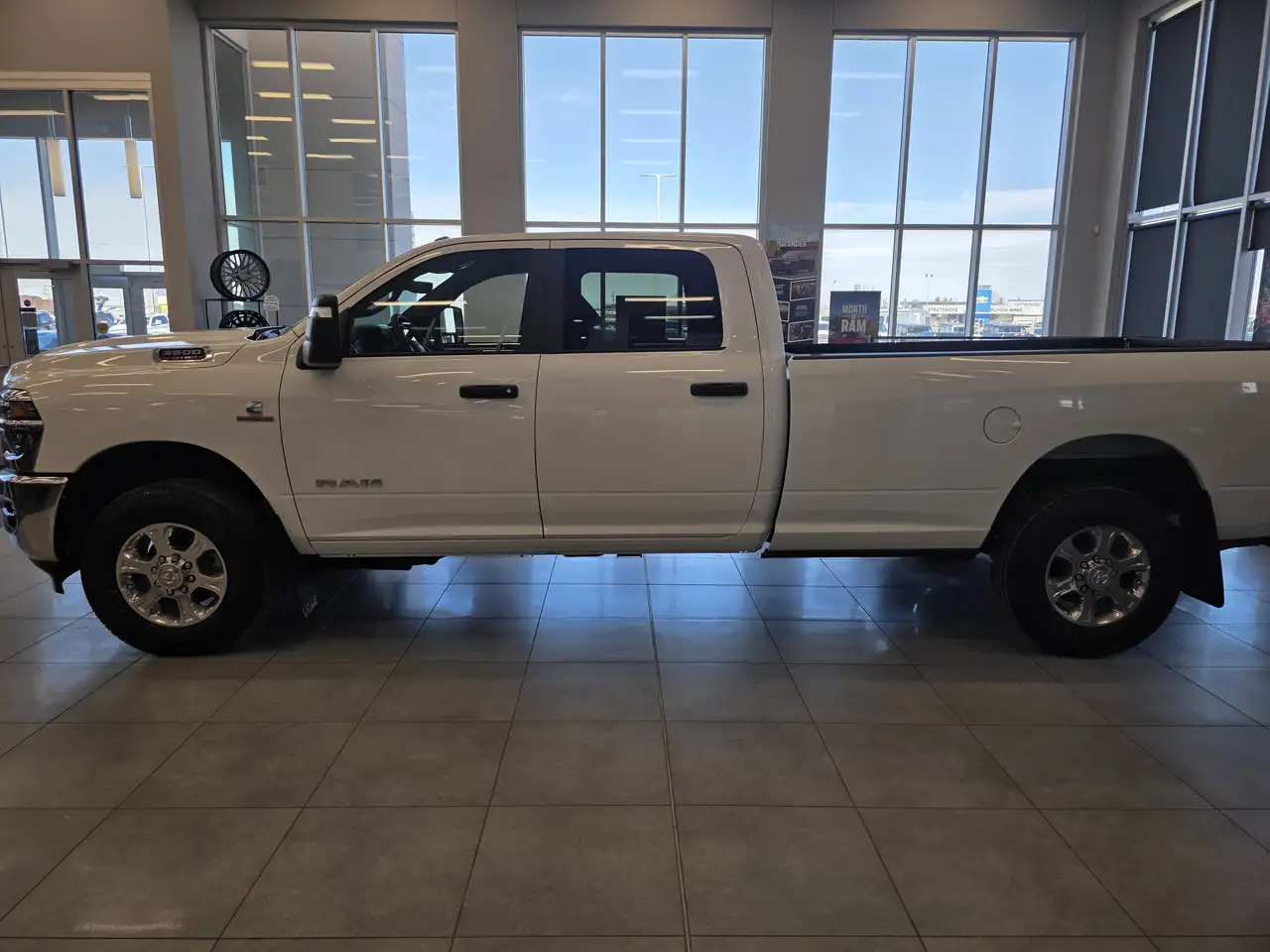 RAM 3500 снимка RAM 3500