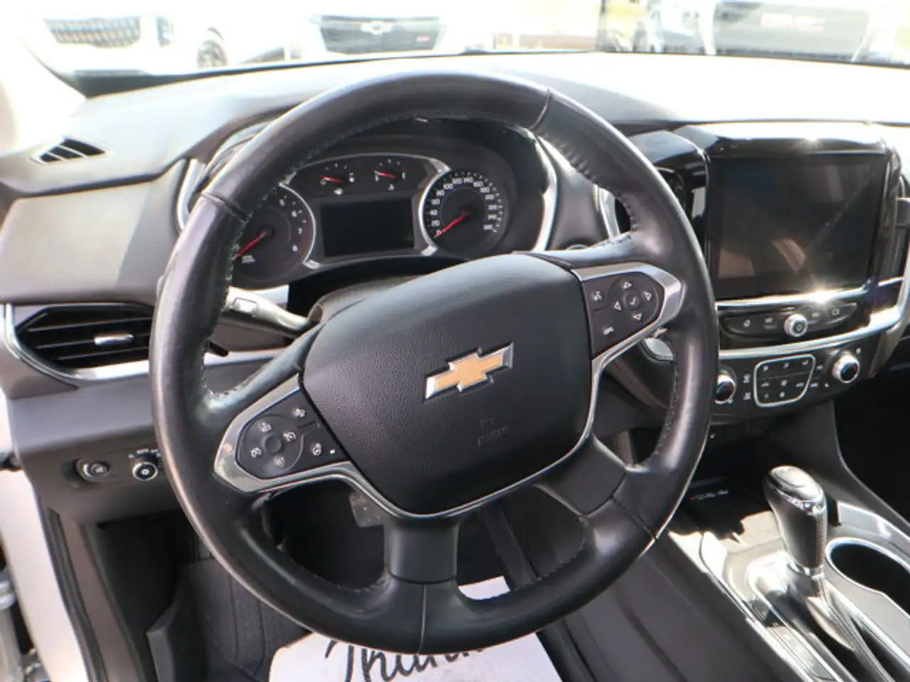 Chevrolet Traverse снимка Chevrolet Traverse