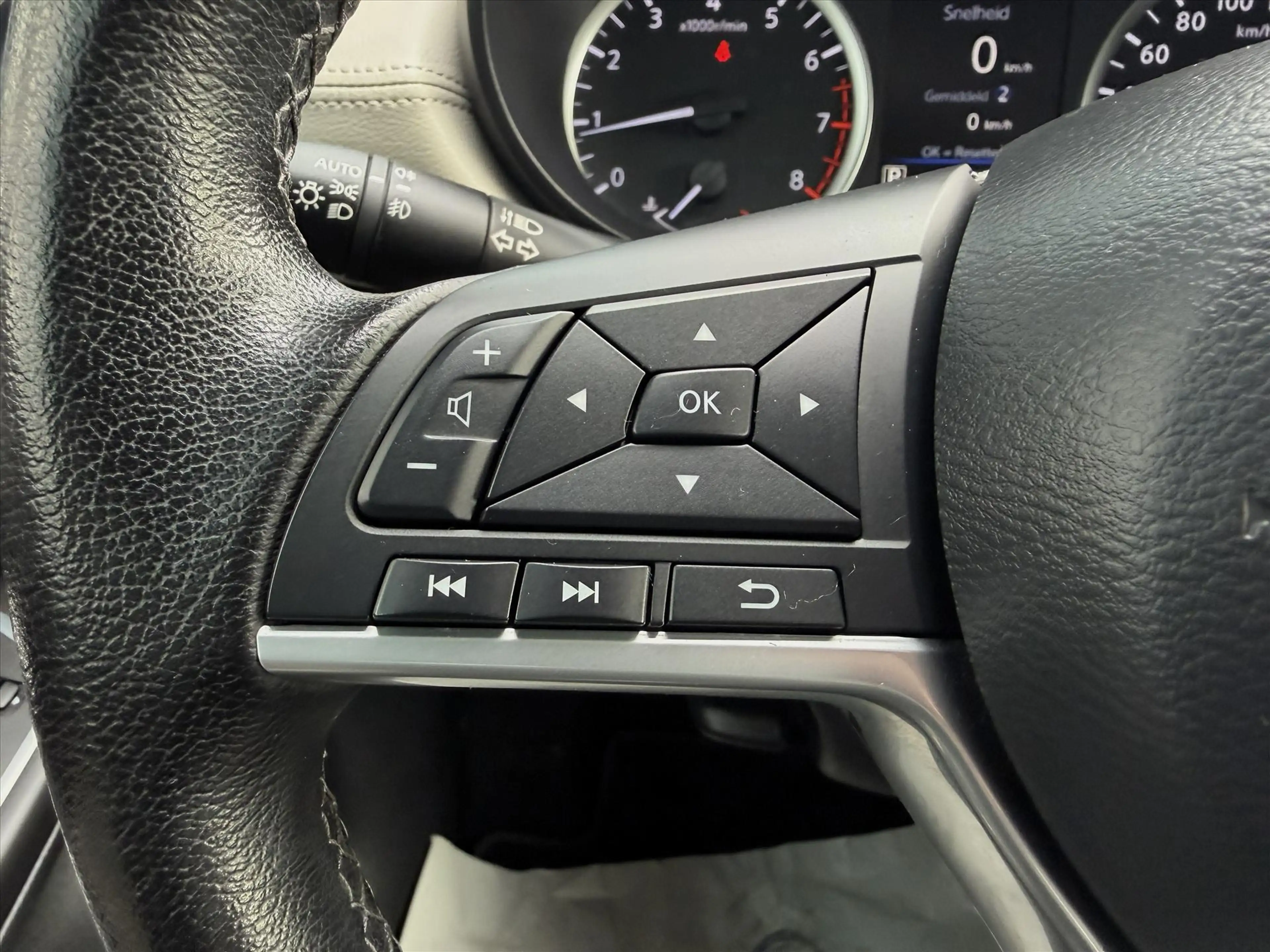 Nissan Micra 1.0 IG-T 100pk Xtronic, Carplay, Camera, Cruise — photo 12
