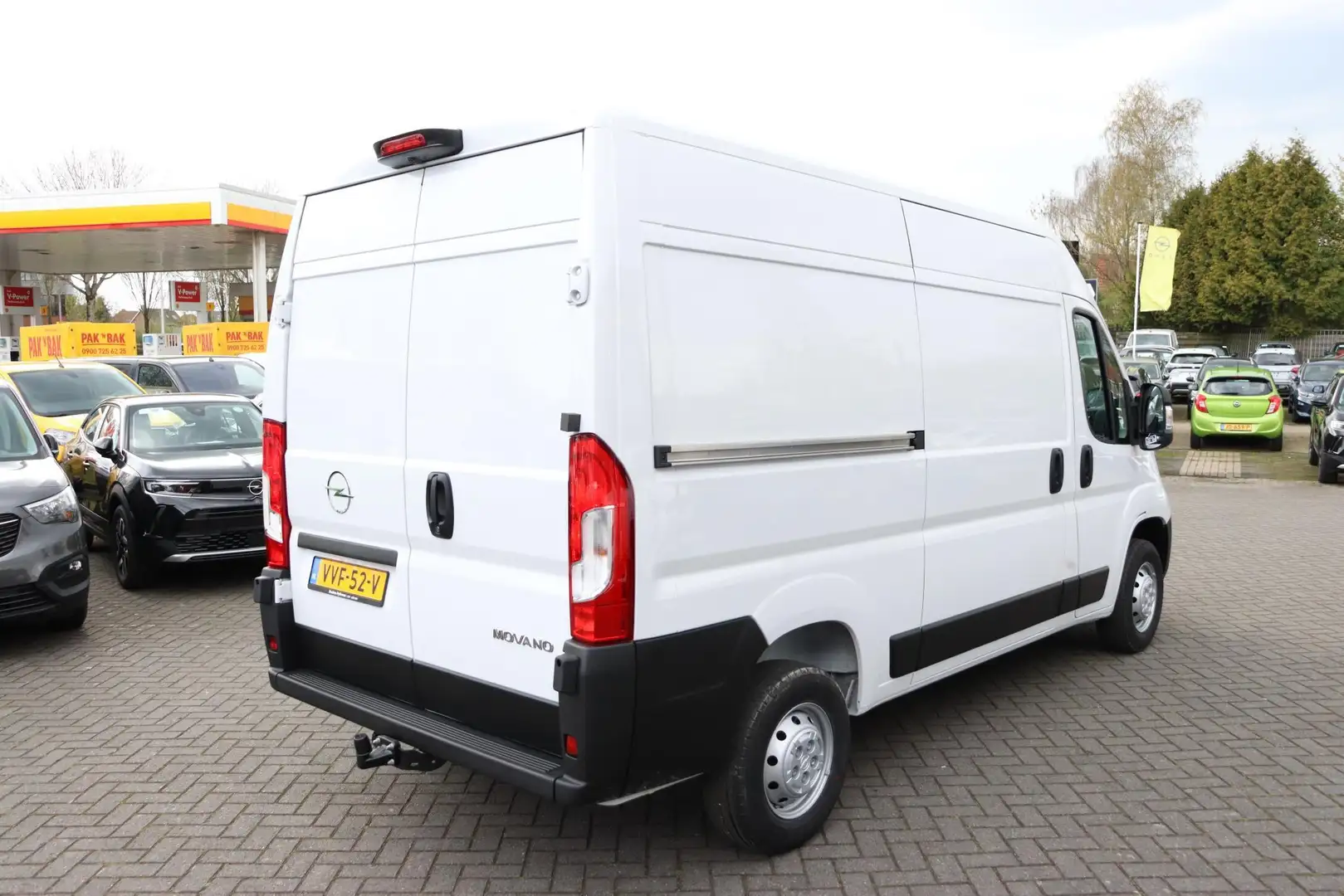 Opel Movano 2.2D 120 L2H2 3.0t 120pk Navigatie via Apple Carpl - 2