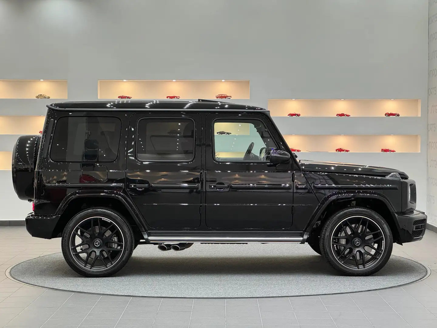 Mercedes-Benz G 63 AMG G 63 AMG *VOLLVOLL*Standheizung*Garantie 2028* Schwarz - 2