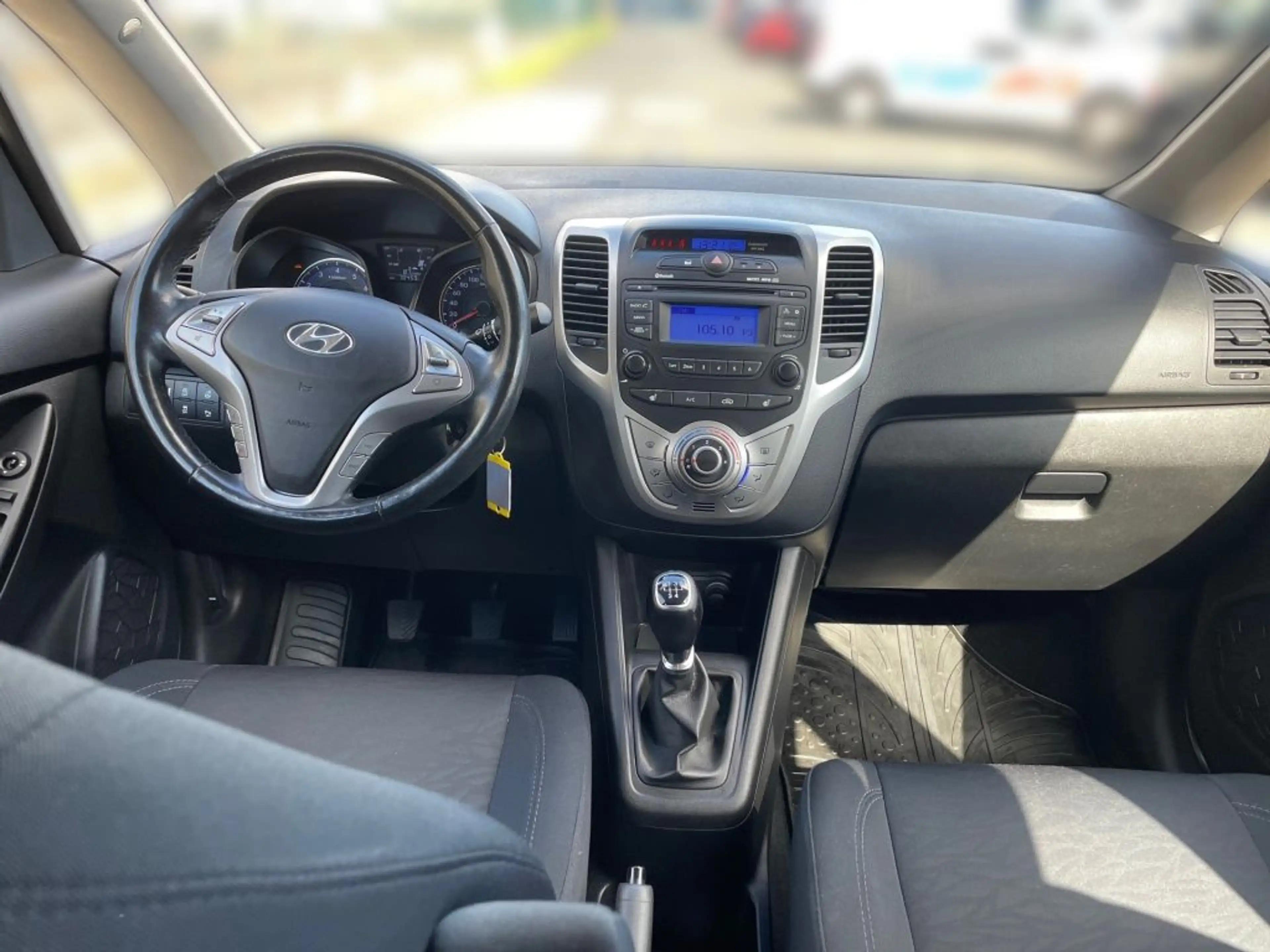 Hyundai iX20 1.4 blue YES! Silver — photo 10