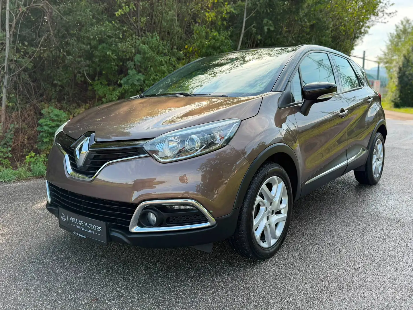 Renault Captur Luxe Braun - 1
