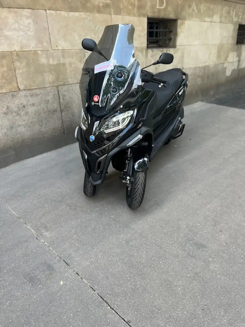 Piaggio MP3 400 - 1