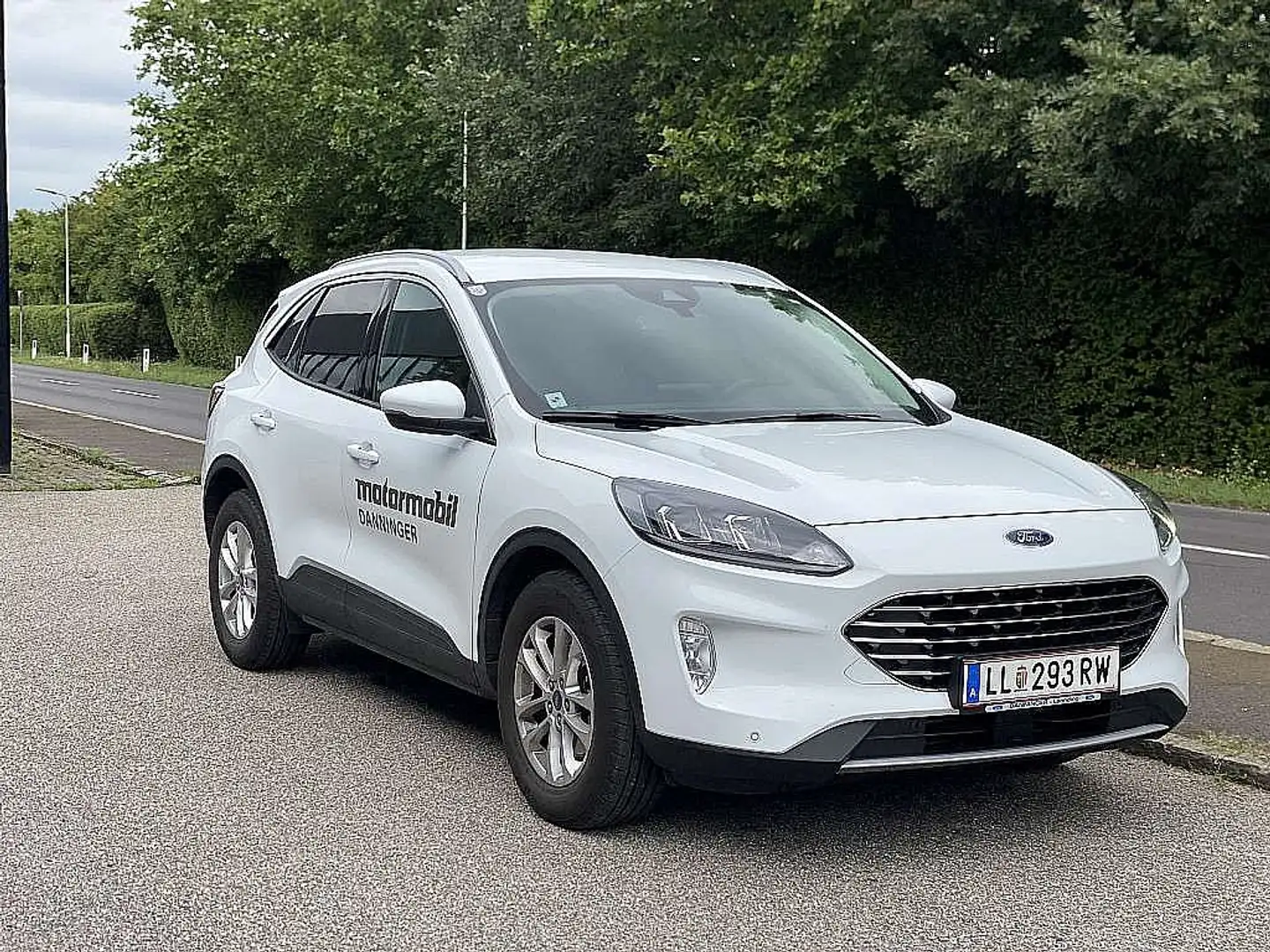 Ford Kuga 1,5 EcoBlue Titanium Weiß - 2