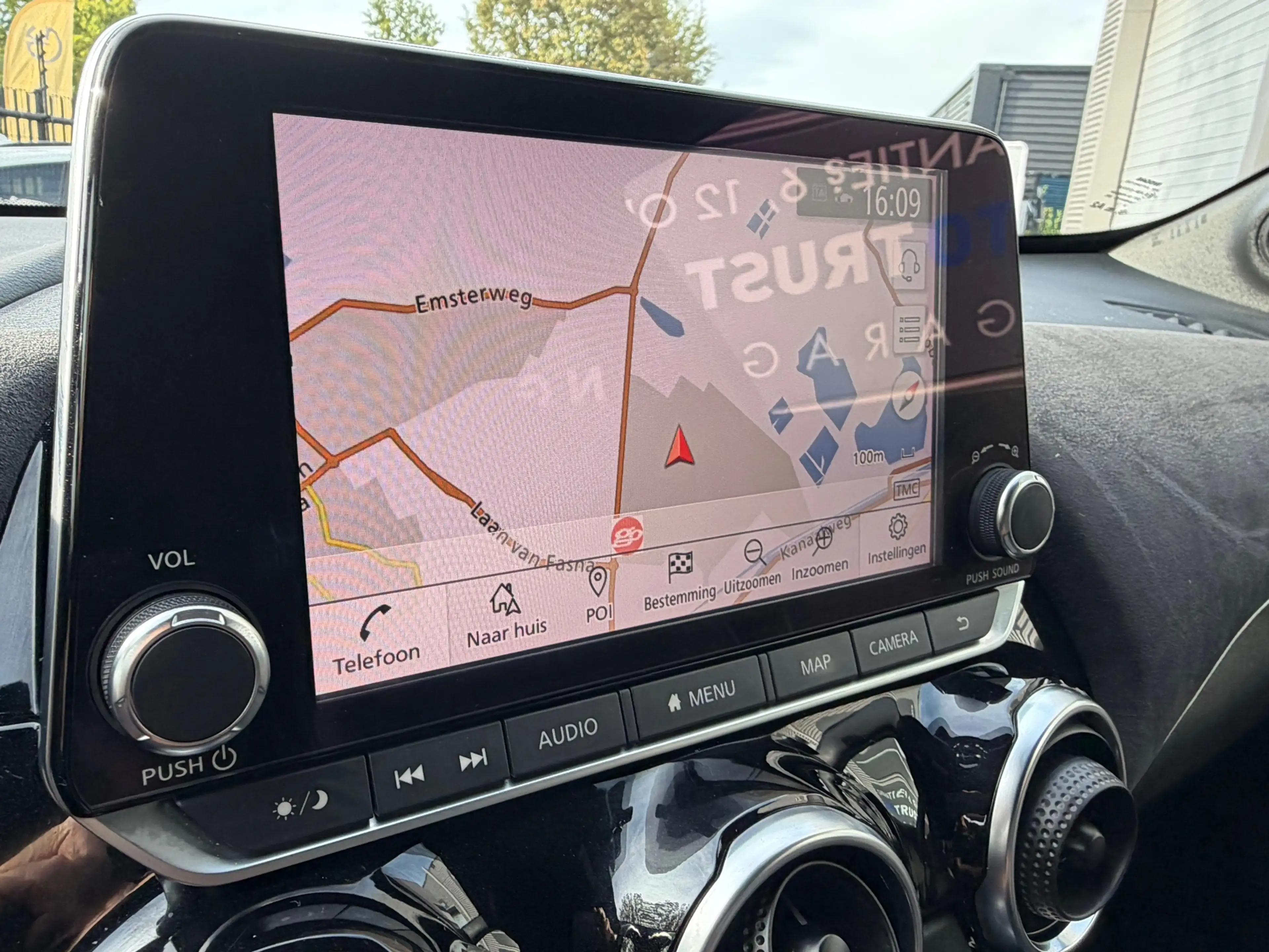 Nissan Juke 1.0 DIG-T N-Design 117PK Automaat,TwoTone,Navi,Cli — photo 21