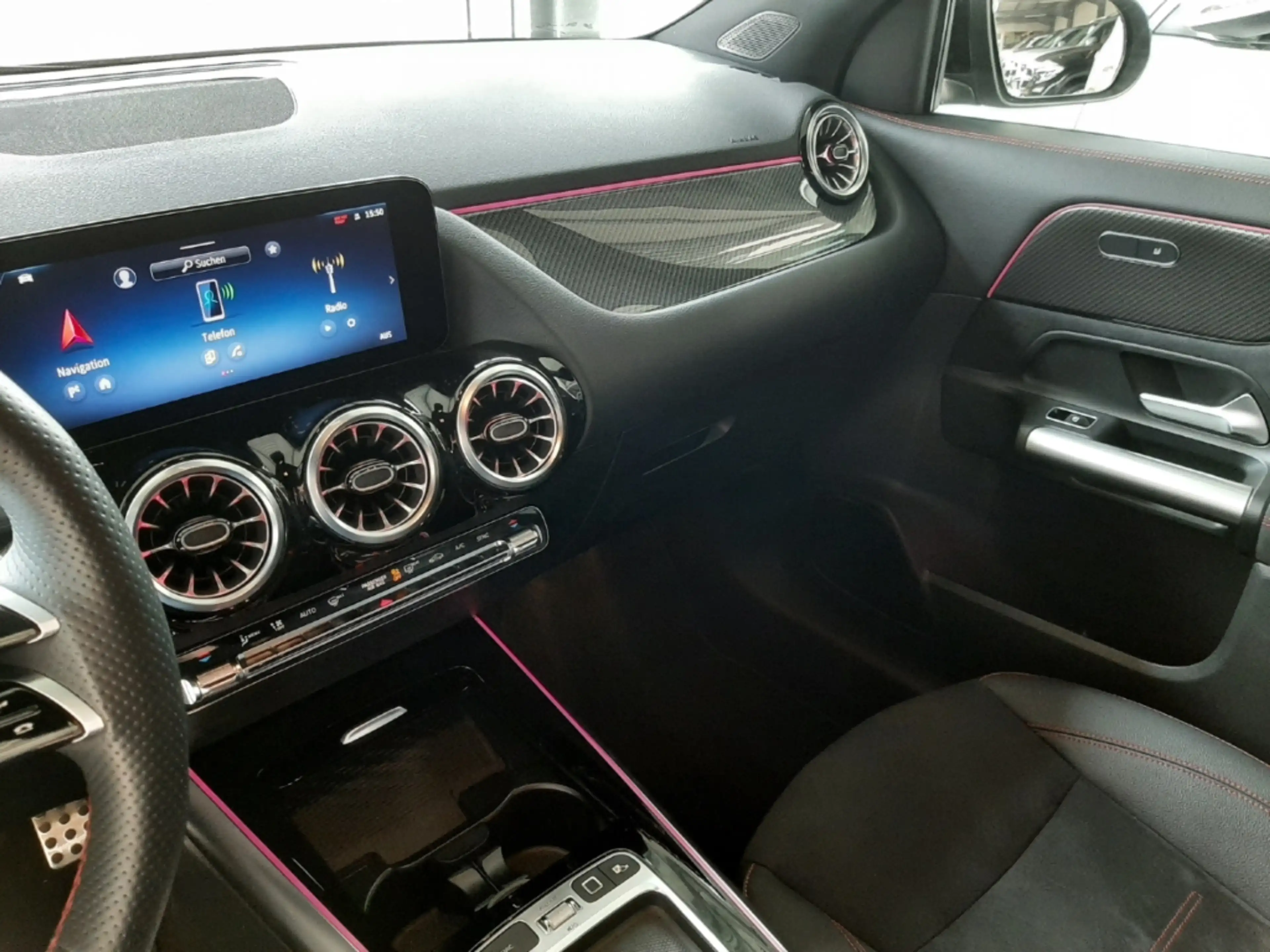 Mercedes-Benz GLA 200 AMG Line Advanced Night — photo 7