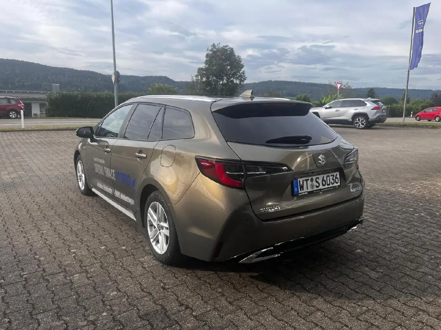 Suzuki Swace 1.8 Hybrid Comfort+ Bronce - 2