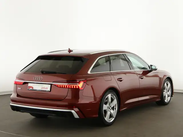 Audi S6 view 7