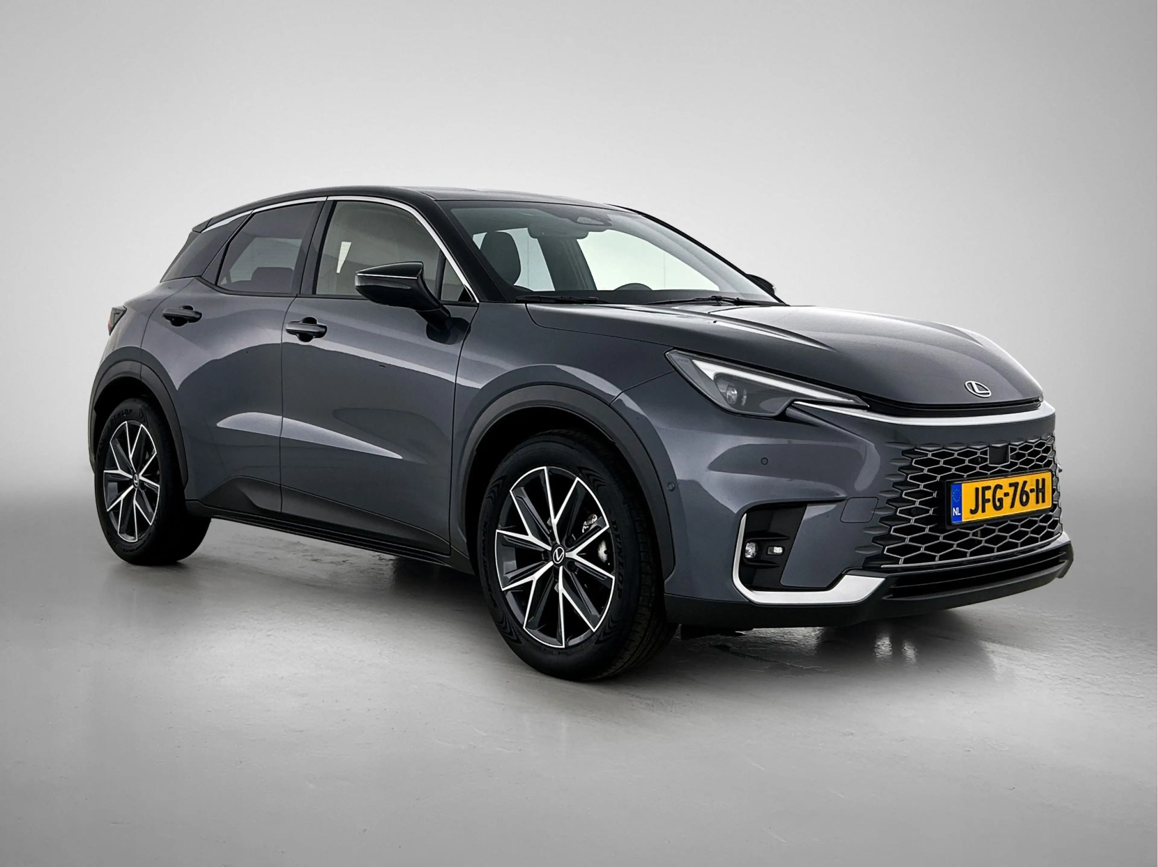 Lexus LBX 1.5 Emotion 2WD Lederen interieur | Mark Levinson — photo 13
