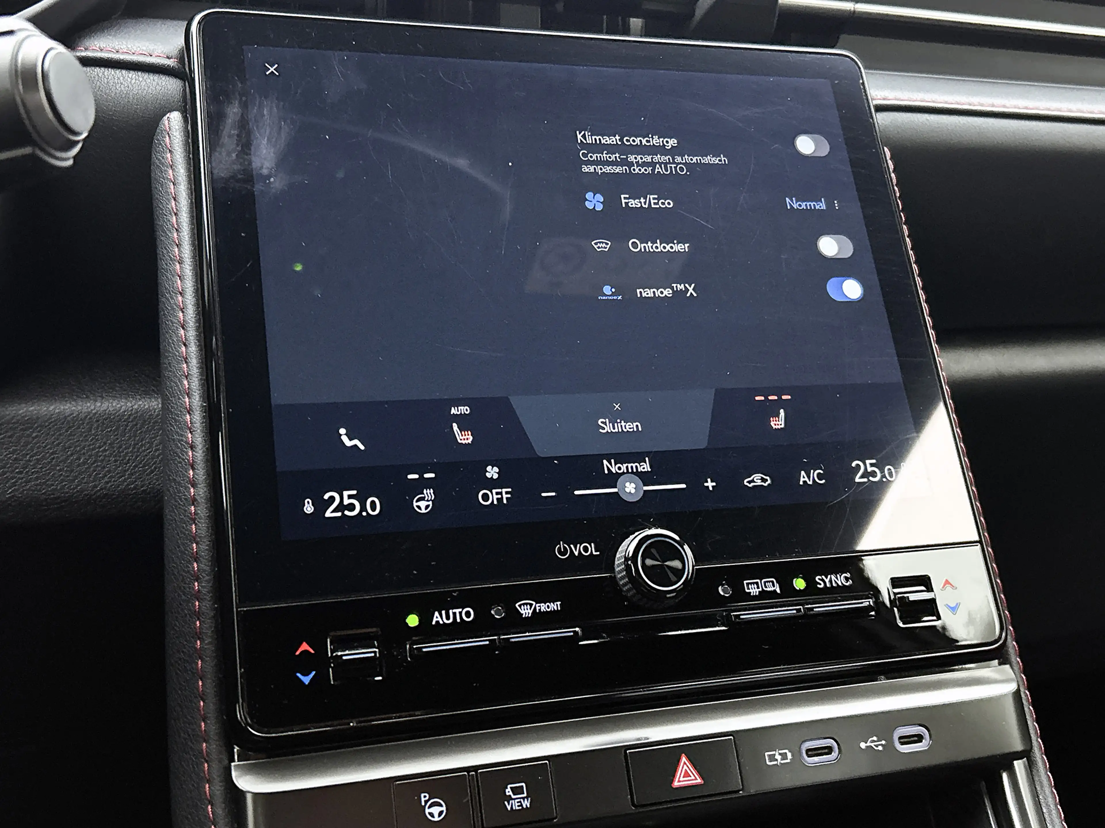 Lexus LBX 1.5 Emotion 2WD Lederen interieur | Mark Levinson — photo 10