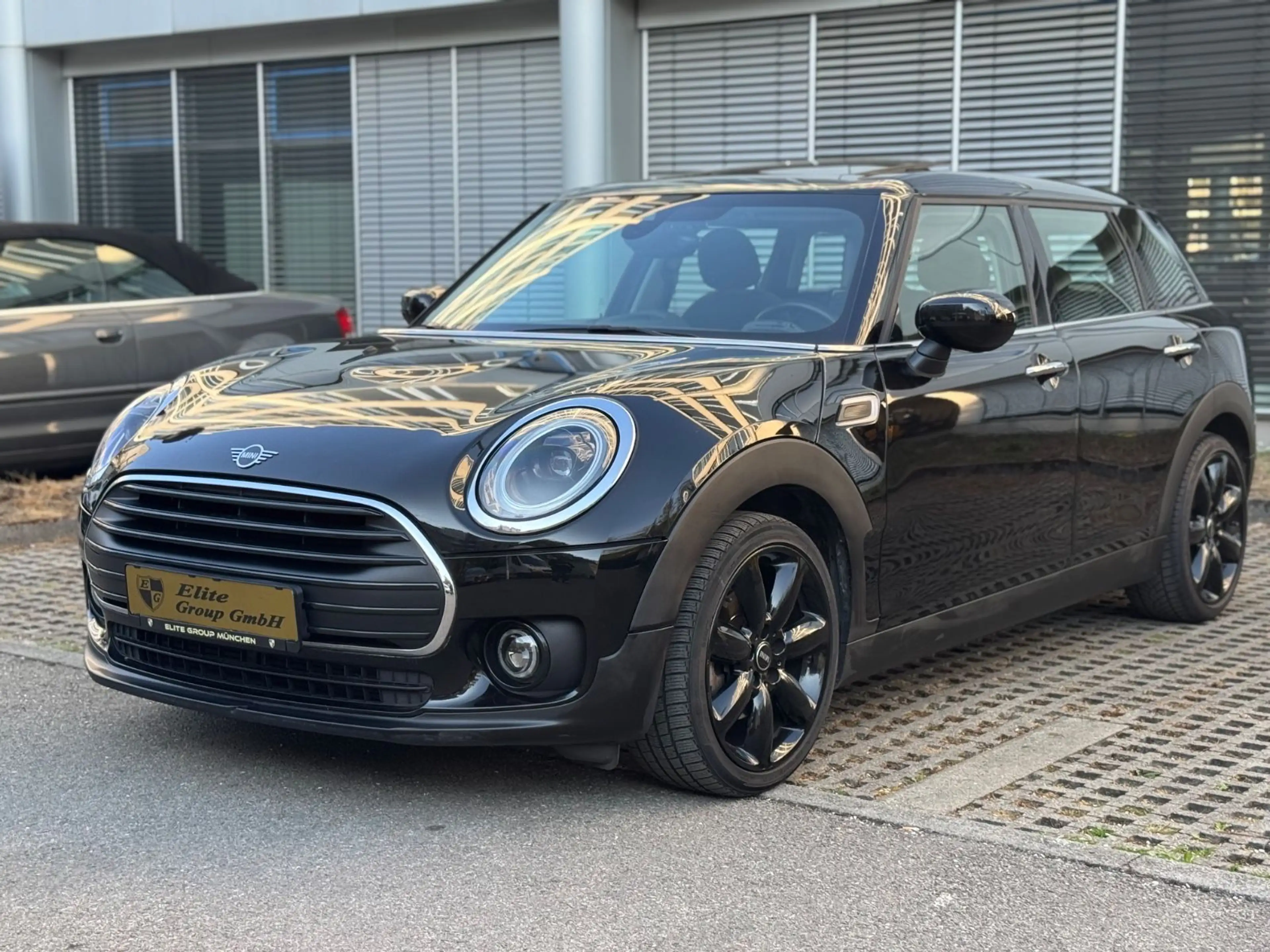MINI Cooper Clubman Yours*Kamera*LED*netto: 14.185€