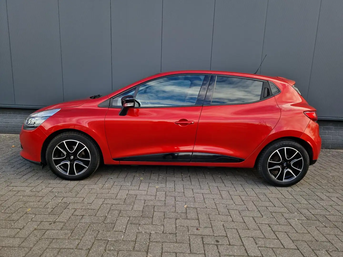 Renault Clio 0.9 TCe Expression /NL Auto /NAP Rot - 2