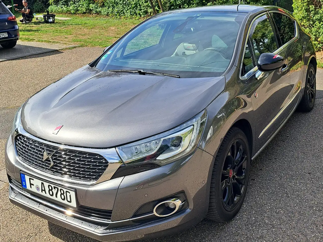DS Automobiles DS 4