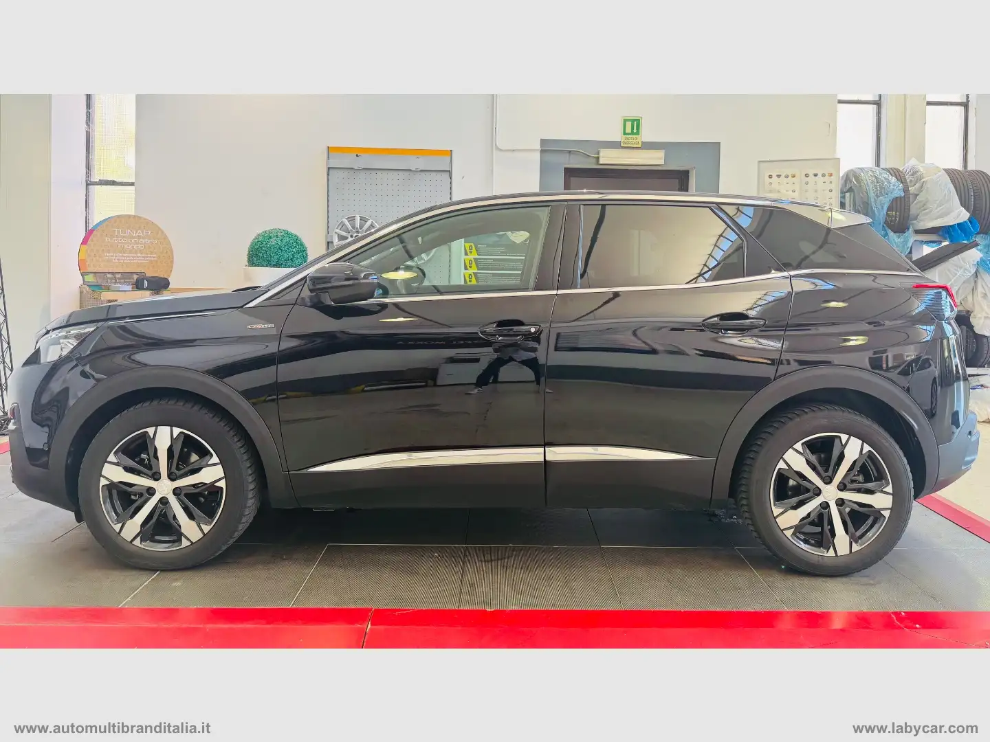 Peugeot 3008 BlueHDi 130 S&S EAT8 GT Line Schwarz - 2