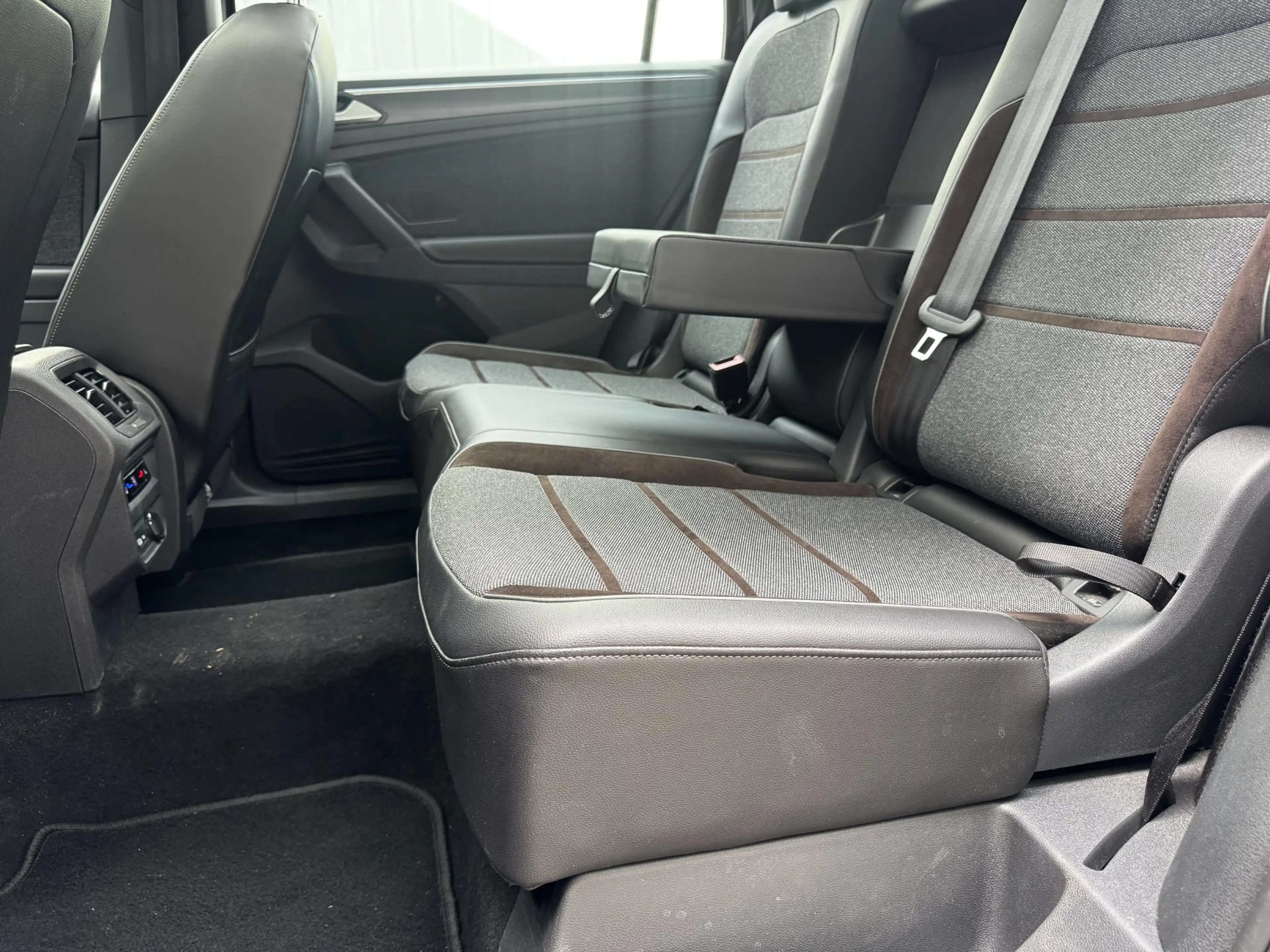 SEAT Tarraco 1.4 TSI e-Hybrid PHEV Xperience Business Intense | — photo 15