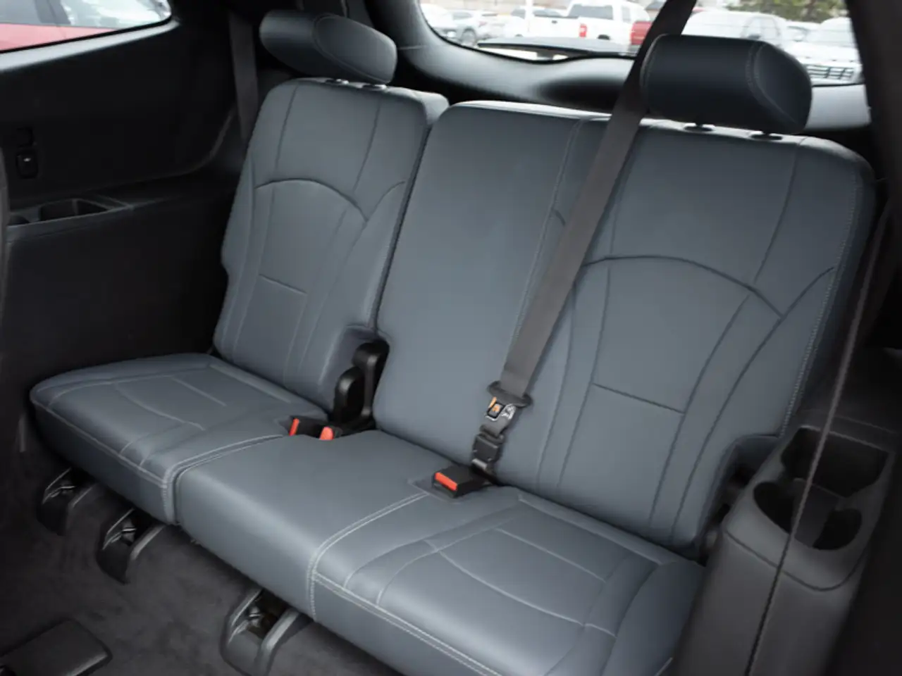 Buick Enclave снимка Buick Enclave
