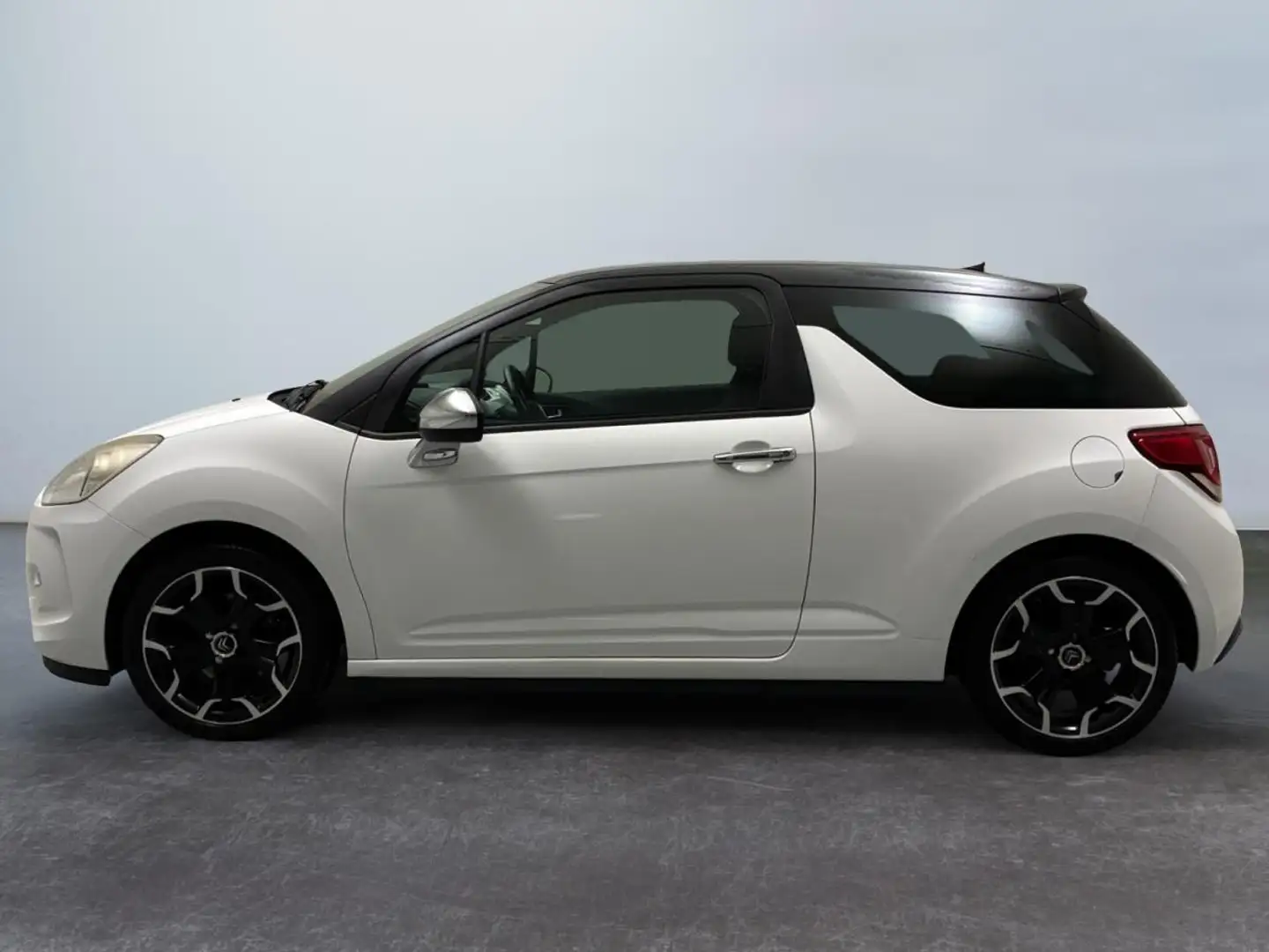 Citroen DS3 VTi 120 Airdream So Chic - 2