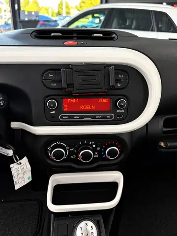 Renault Twingo view 21