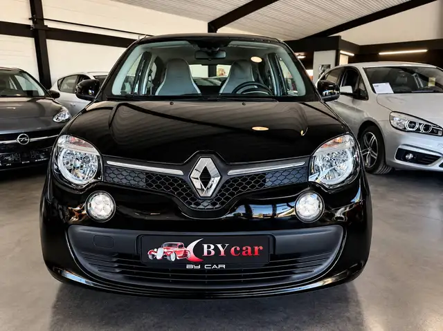 Renault Twingo view 3