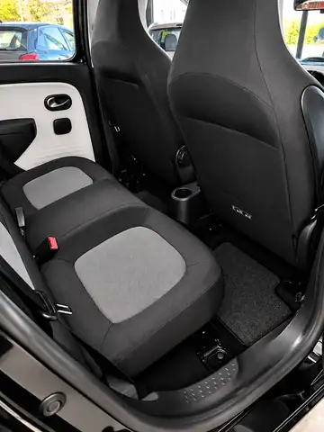 Renault Twingo view 13