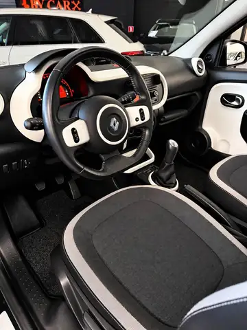 Renault Twingo view 9