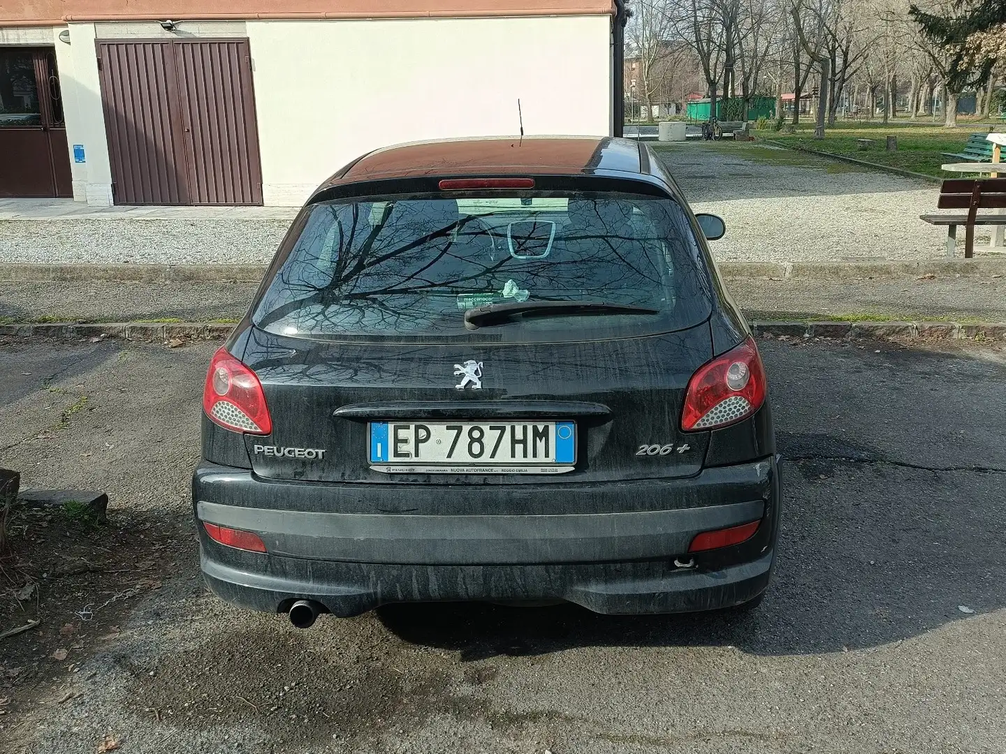 Peugeot 206 Plus 5p 1.1 Trendy Чорний - 2
