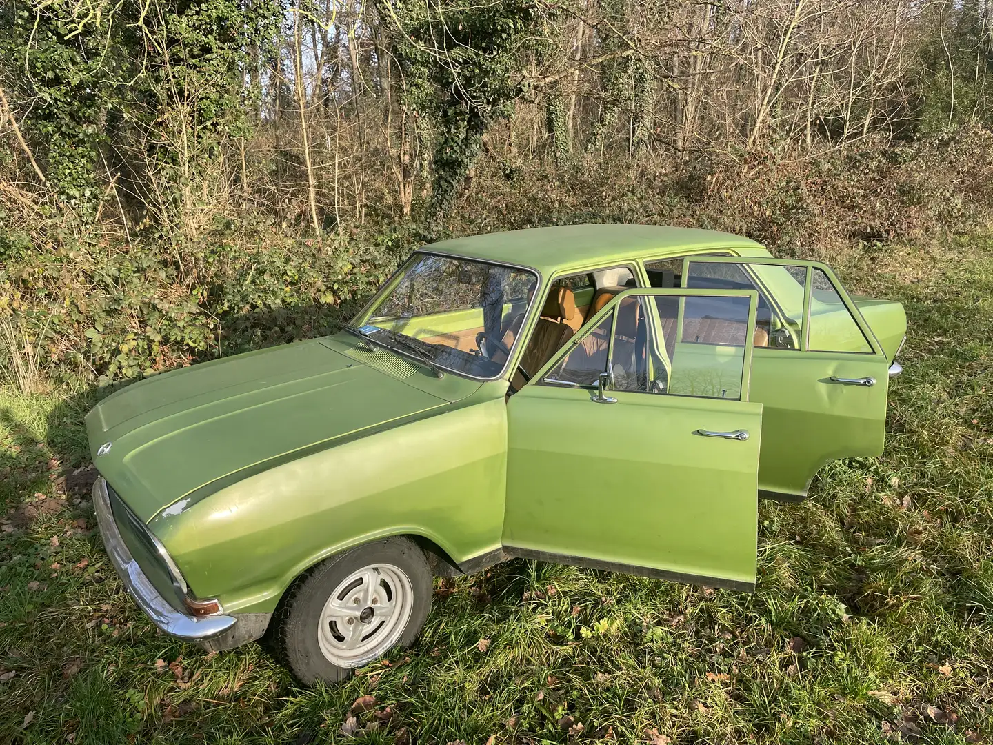 Opel Kadett Kadett B Oldtimer Grün - 2