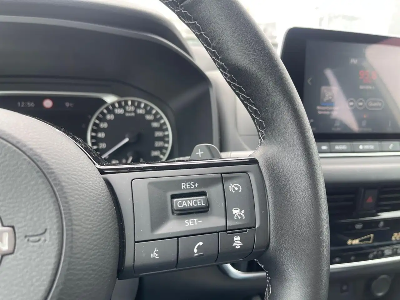 Nissan Qashqai N-Connecta +KAMERA+SZH+Totwinkel+LED+ACC+DAB+ 17