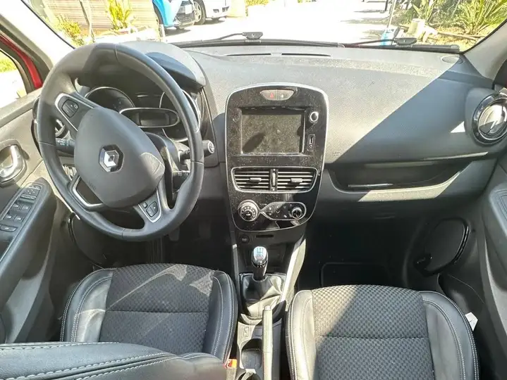 Renault Clio Clio 1.5 dci Moschino Zen 90cv — foto 8