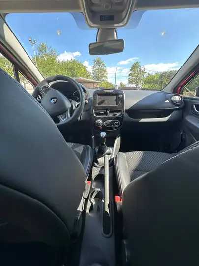 Renault Clio Clio 1.5 dci Moschino Zen 90cv — foto 7