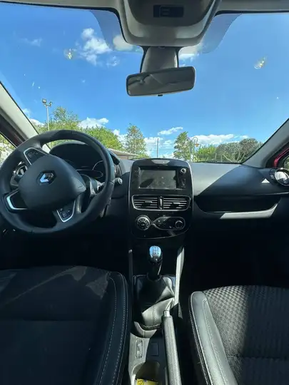 Renault Clio Clio 1.5 dci Moschino Zen 90cv — foto 9