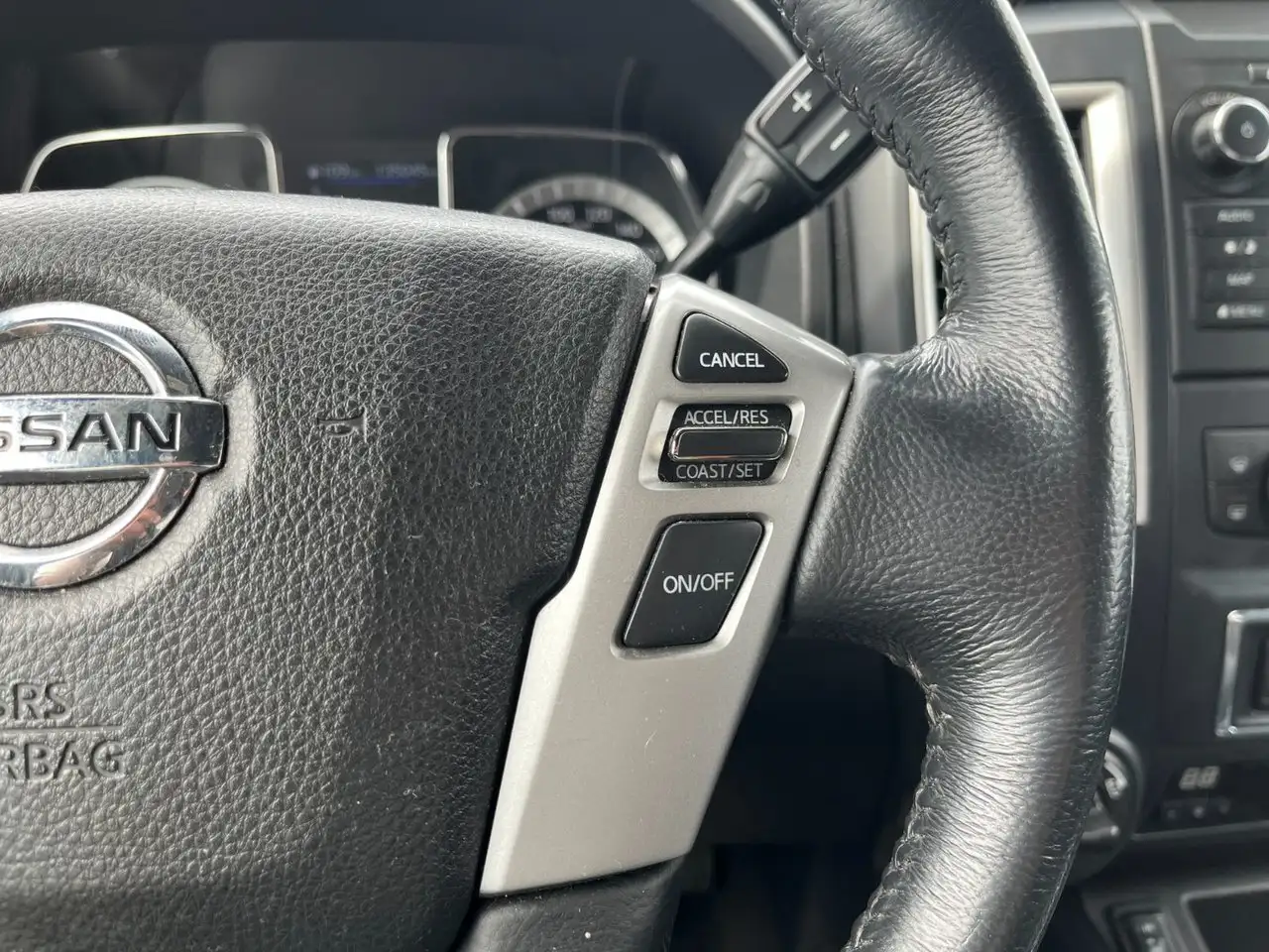 Nissan Titan fotografie Nissan Titan
