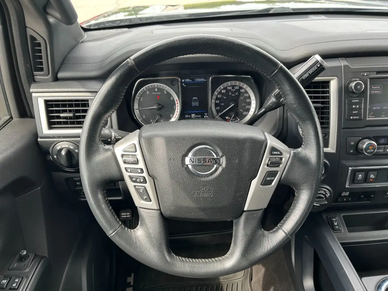 Nissan Titan fotografie Nissan Titan