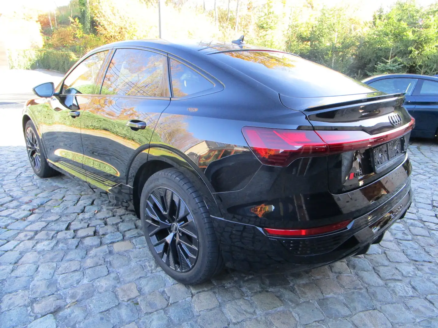 Audi Q8 e-tron Q8 Sportback e-Tron 89 kWh 50 Quattro S line Schwarz - 2