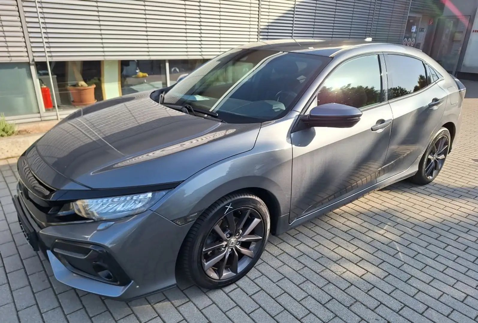 Honda Civic 1.0 i-VTEC Turbo Elegance Zilver - 1