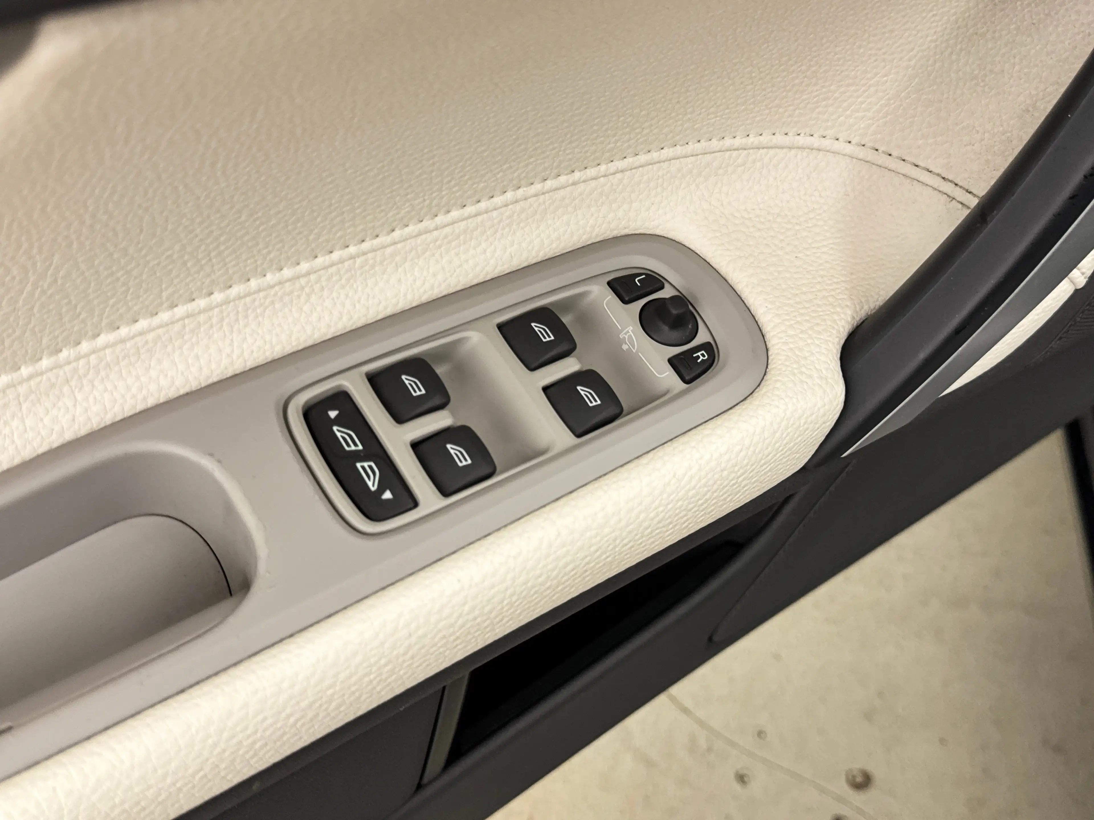 Volvo C70 Convertible C70 2.5 T5 Tourer Luxury Line | ORIG.
