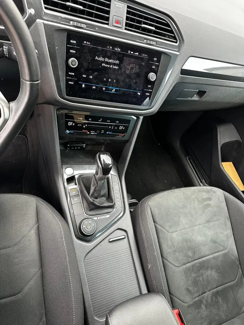 Volkswagen Tiguan Volkswagen Tiguan 2.0 TDI 150 CV SCR DSG Elegance Grigio - 2
